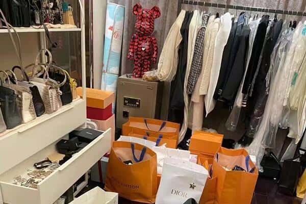 呼伦贝尔市满洲里回收一线品牌衣服